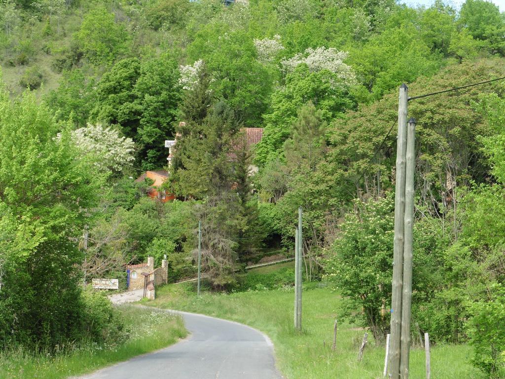 Le Petit Chaperon Rouge Hotell Coux-et-Bigaroque-Mouzens Exteriör bild