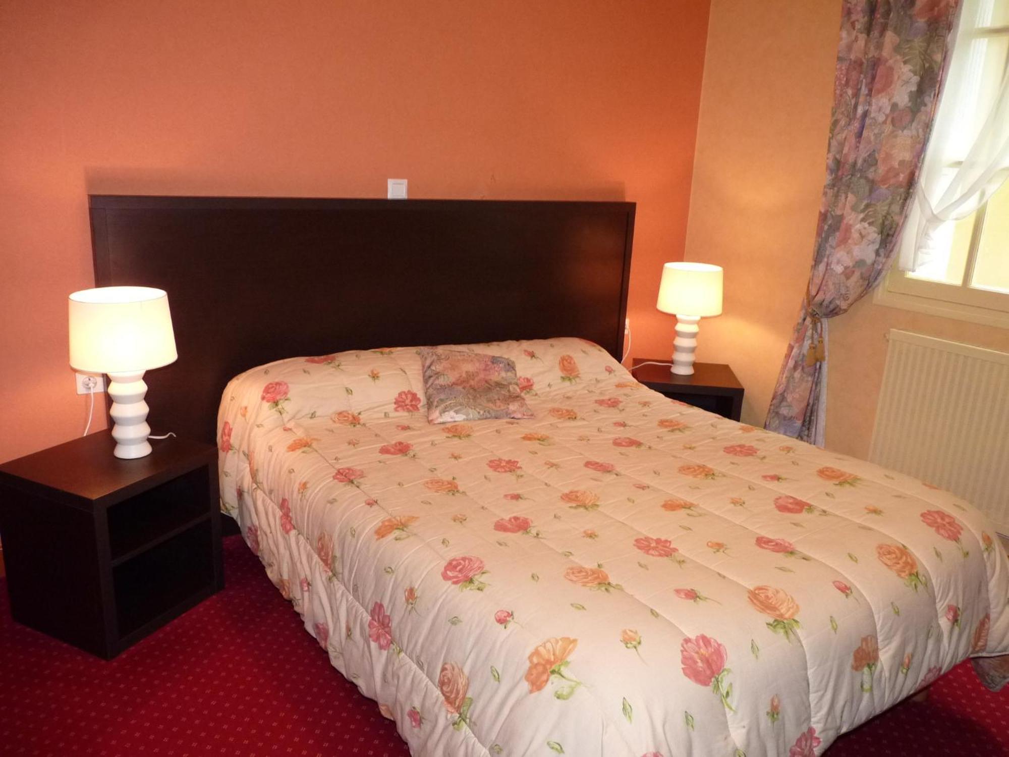 Le Petit Chaperon Rouge Hotell Coux-et-Bigaroque-Mouzens Exteriör bild